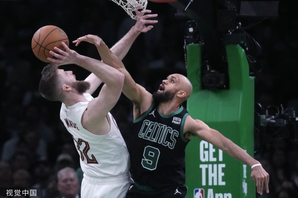 后卫中名列 后卫中名列