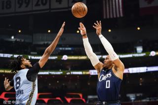 的球员将更 的球员将更